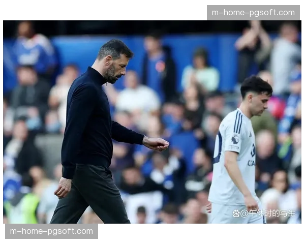 热刺15轮不胜保级危机：德泽尔比控球体系的攻防失衡